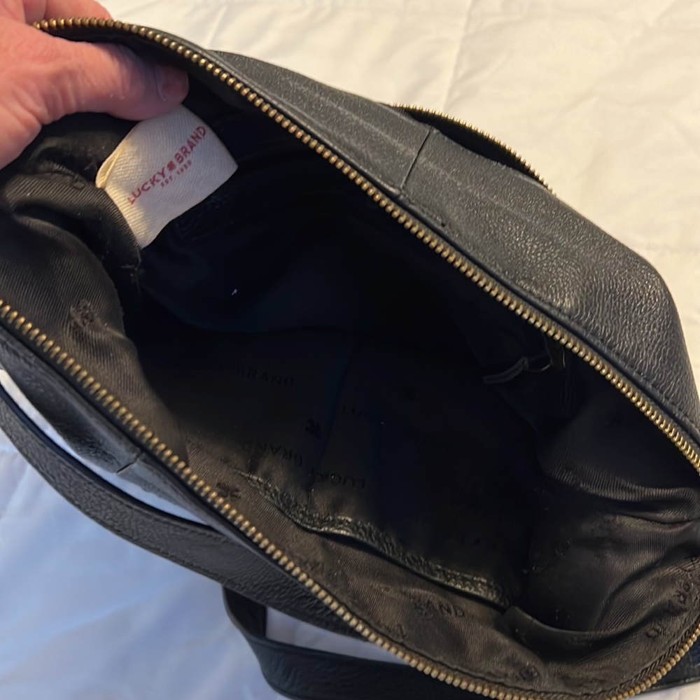Lucky Brand hobo crossbody, black pebble leather - Picture 9 of 12